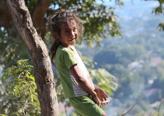 Nụ cười hồn nhiên trẻ em Timor Leste ảnh 4